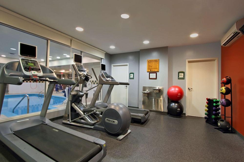 Hilton Garden Inn Saint Charles Eksteriør bilde