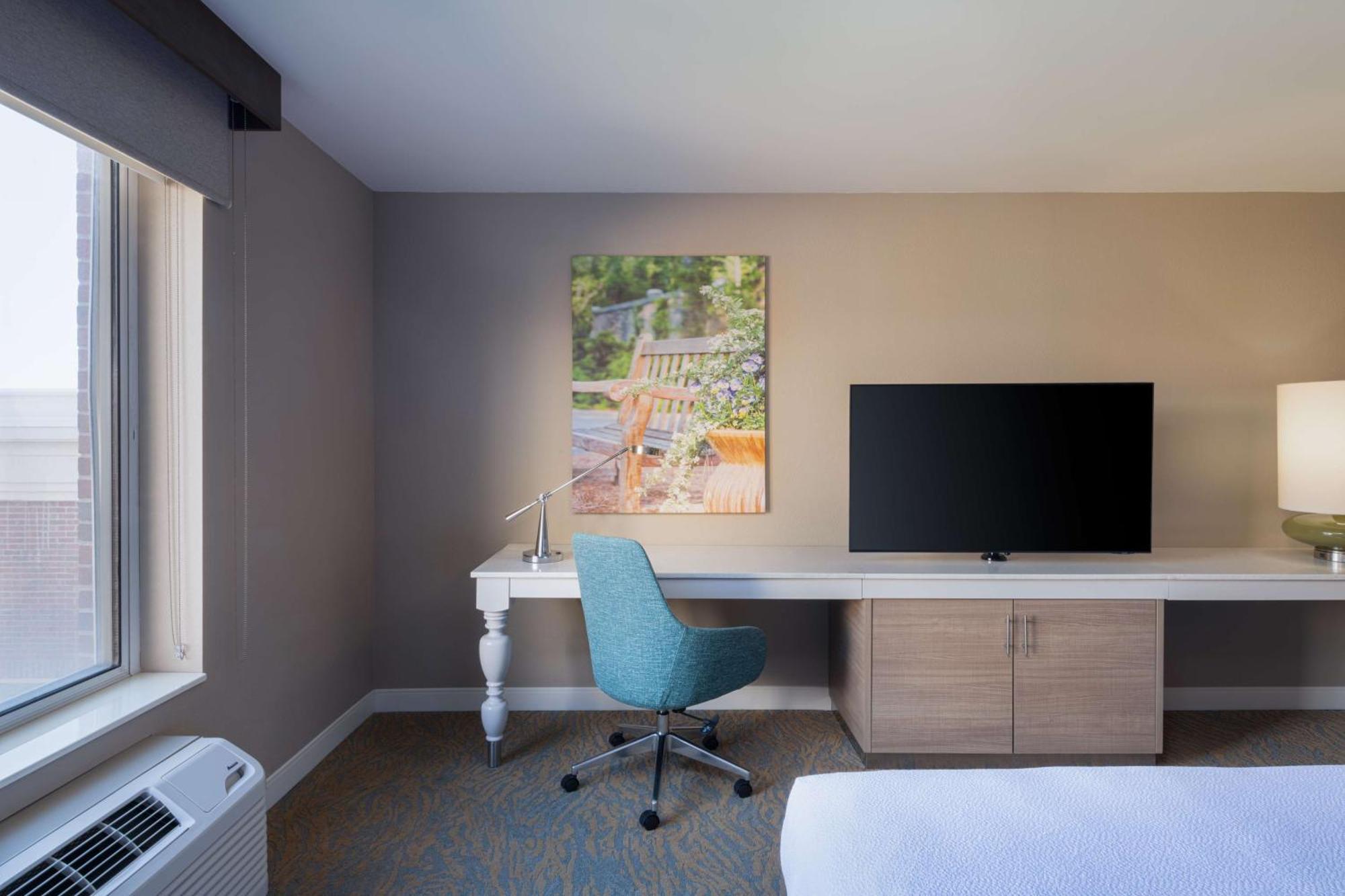 Hilton Garden Inn Saint Charles Eksteriør bilde