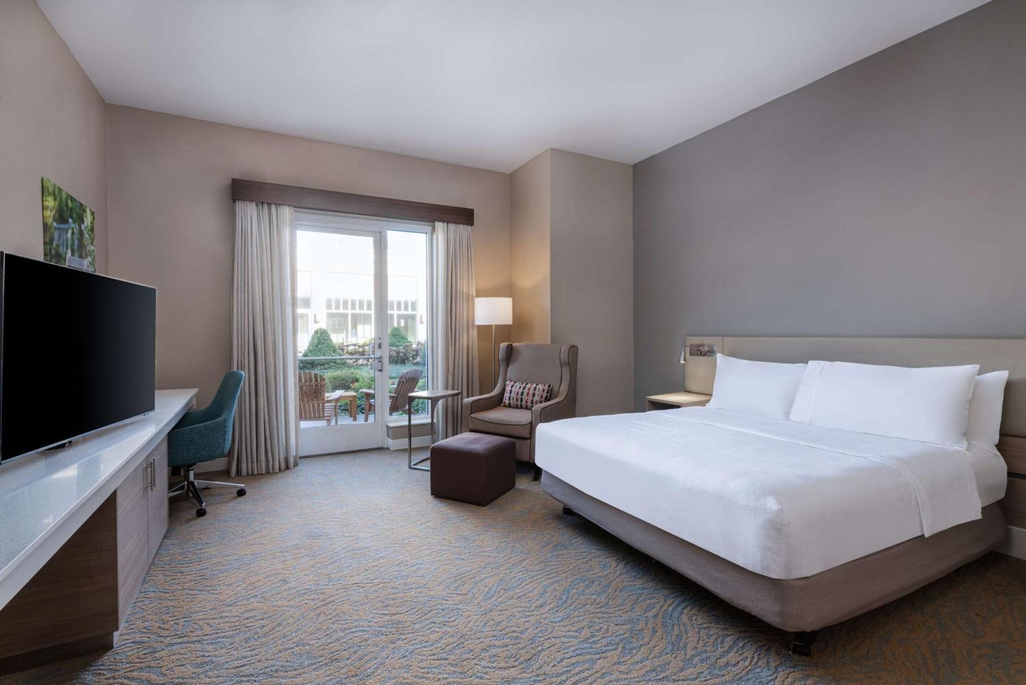 Hilton Garden Inn Saint Charles Eksteriør bilde