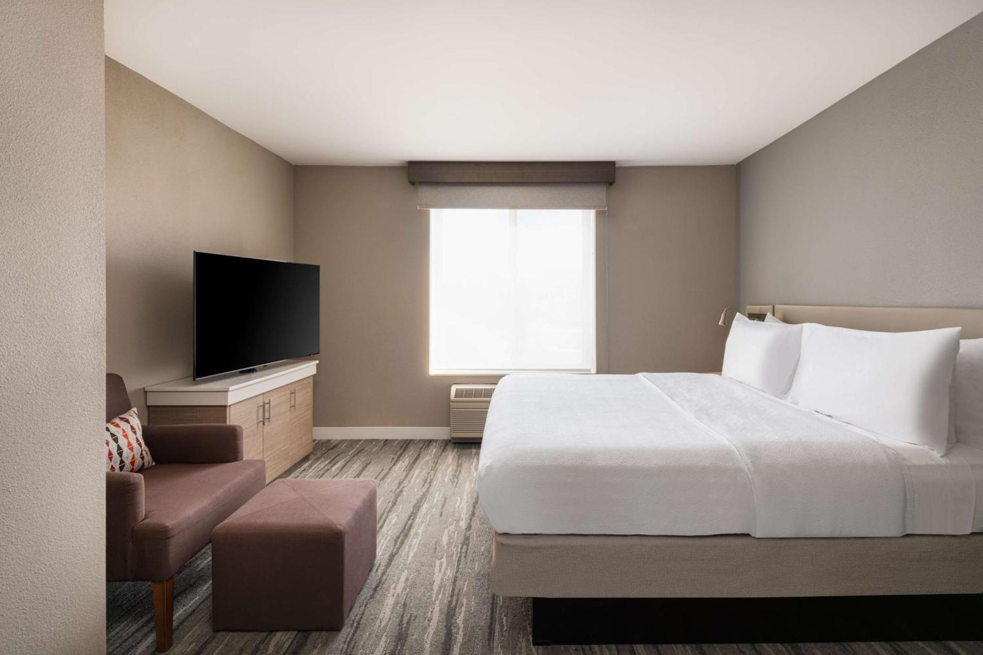 Hilton Garden Inn Saint Charles Eksteriør bilde