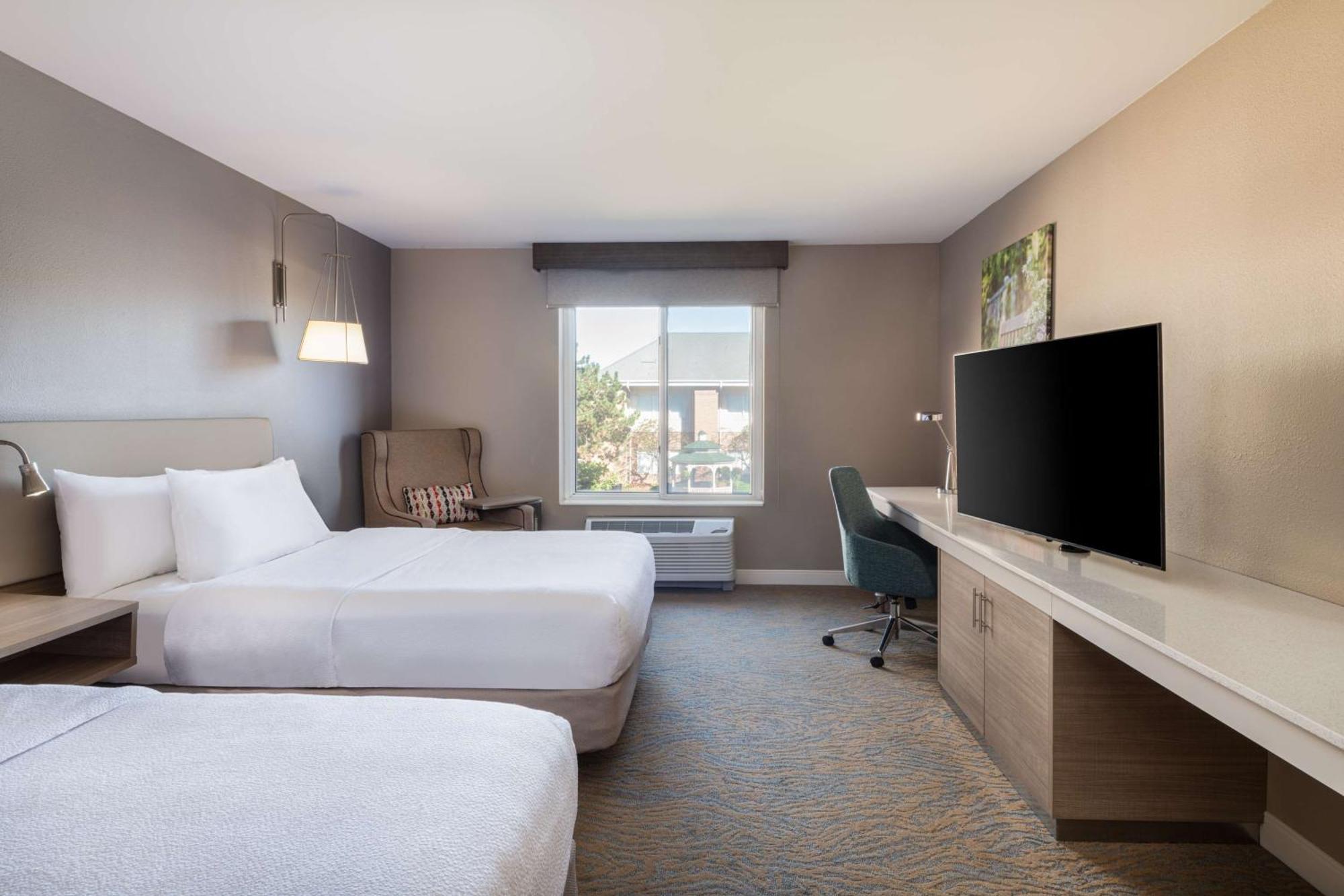 Hilton Garden Inn Saint Charles Eksteriør bilde