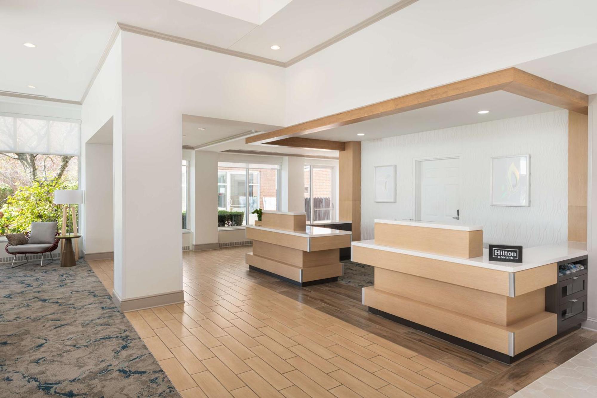 Hilton Garden Inn Saint Charles Eksteriør bilde